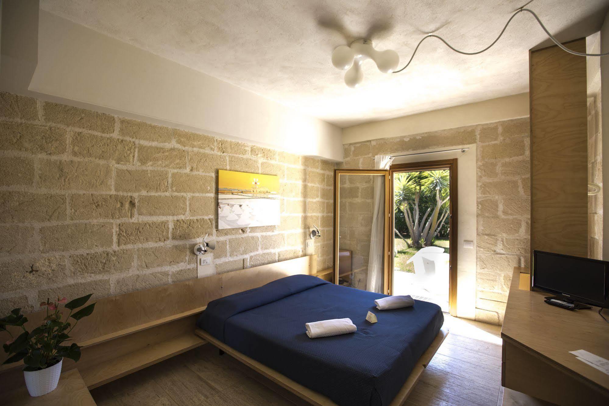 Cave Bianche Hotel Favignana Ngoại thất bức ảnh